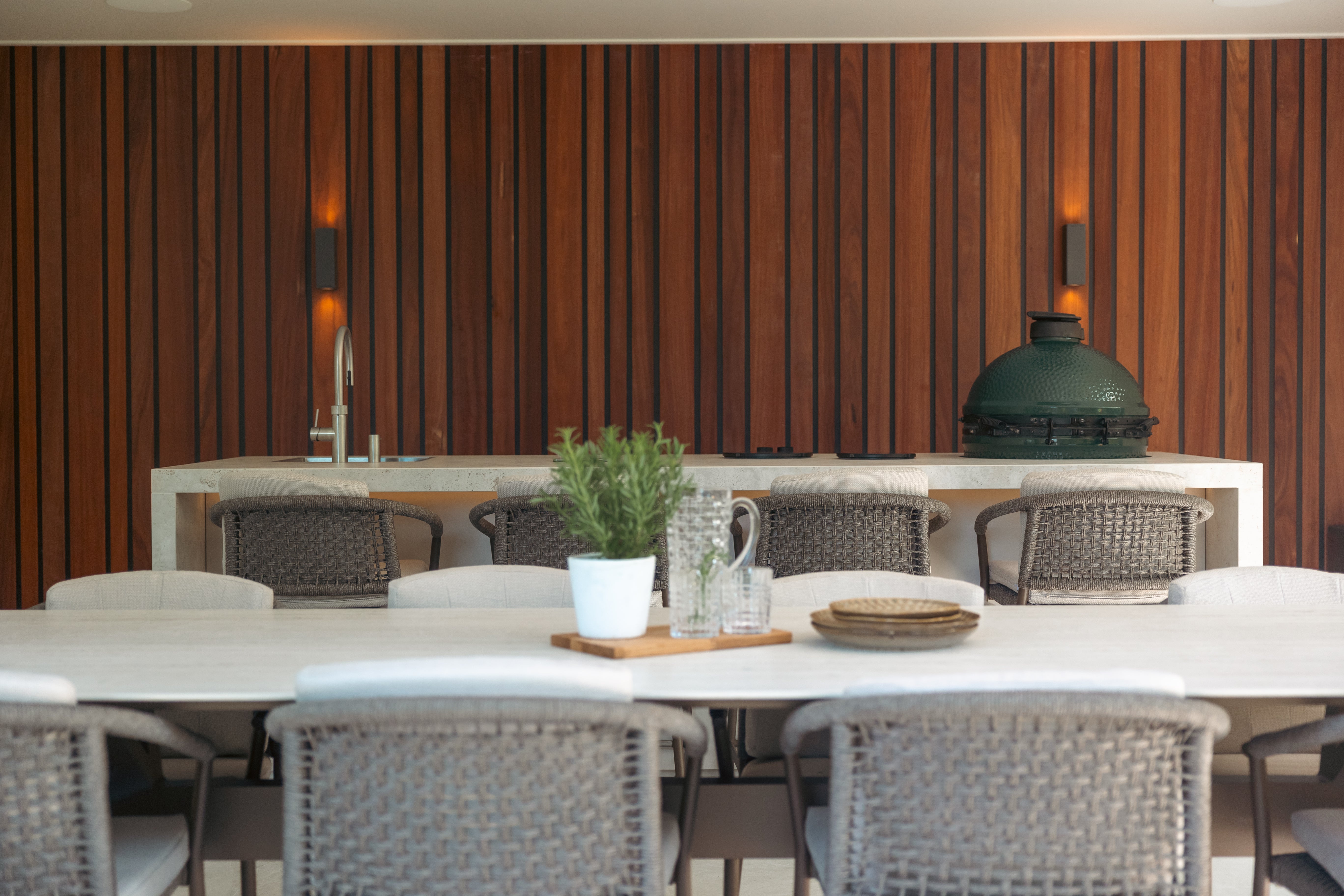 Buitenkeuken met bar